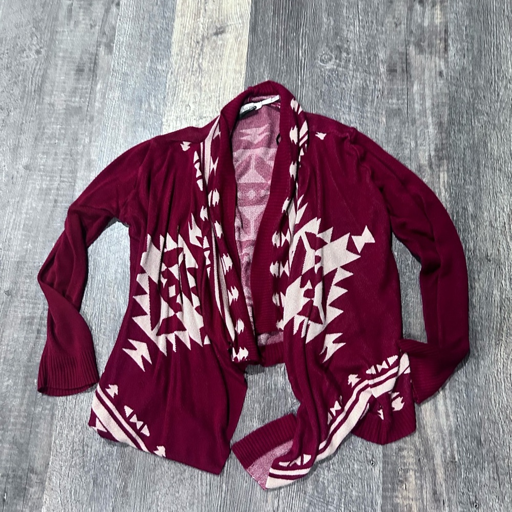 Blu Pepper Burgundy and Beige Patterned Cardigan